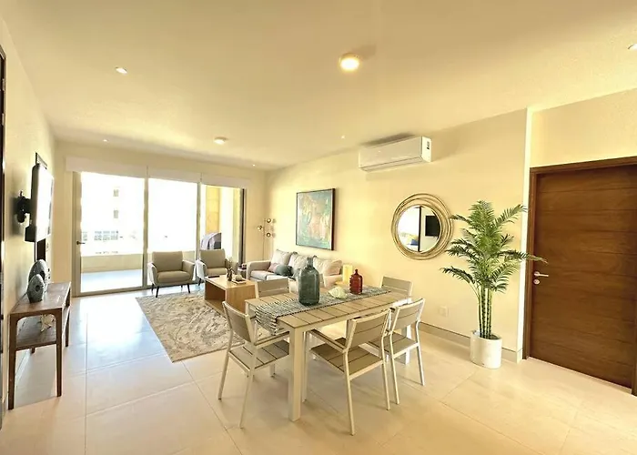 Charming 3 Bedroom Minutes From The * Cabo San Lucas