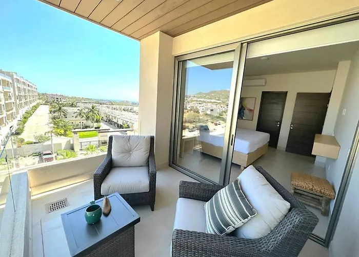 Charming 3 Bedroom Minutes From The * Cabo San Lucas